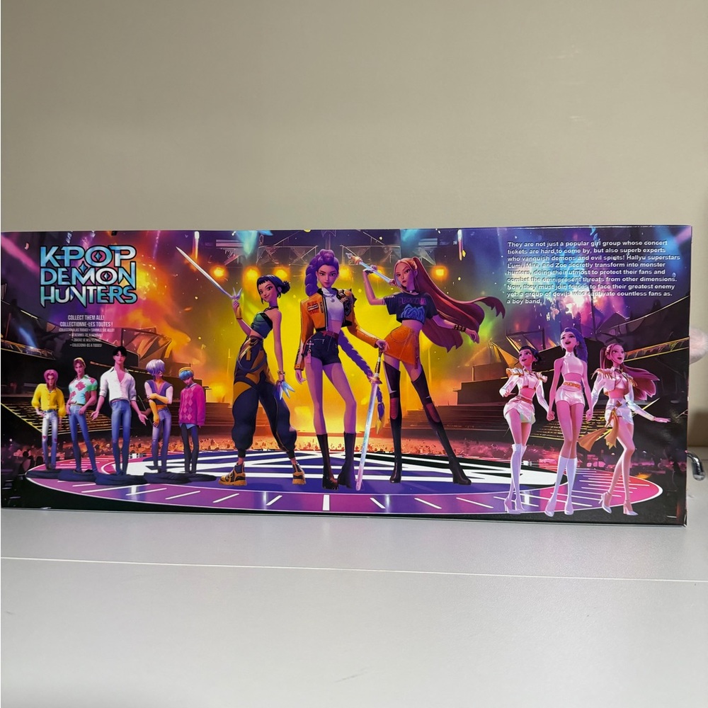 K-Pop Demon Hunters Action Figure Set - Multicolor - Picture 2 of 2